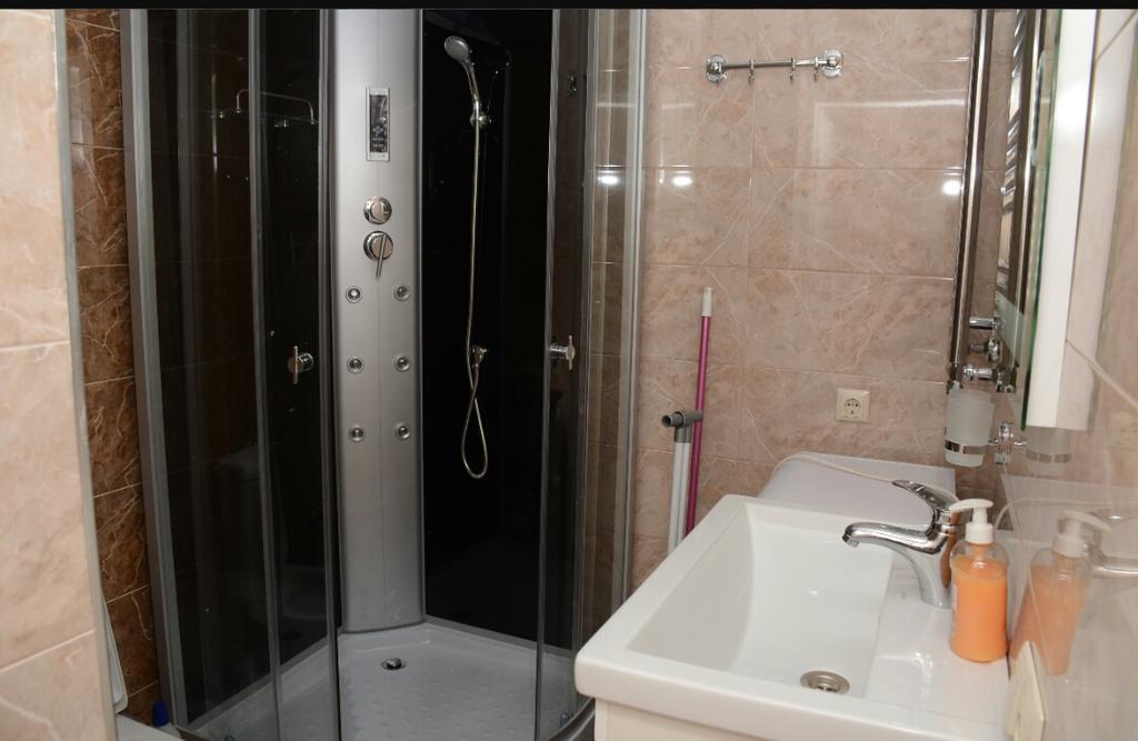 G.M.M Apartaments Батуми Экстерьер фото